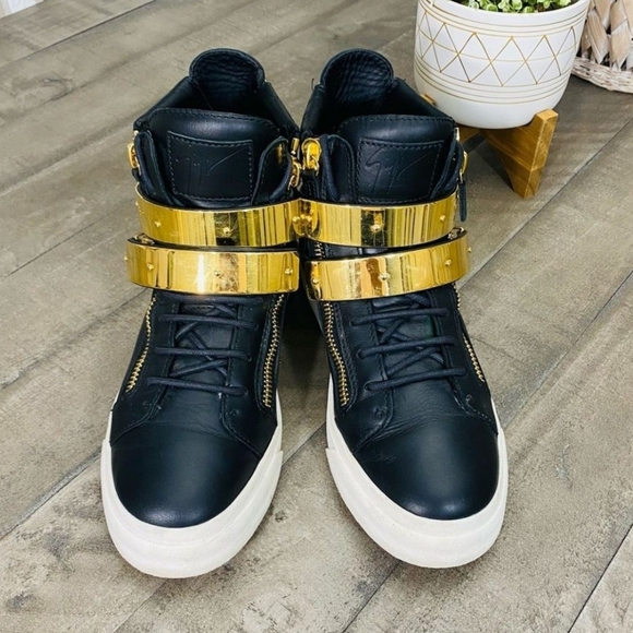 Giuseppe Zanotti Double Buckle Leather Sneaker 38 - Picture 4 of 6